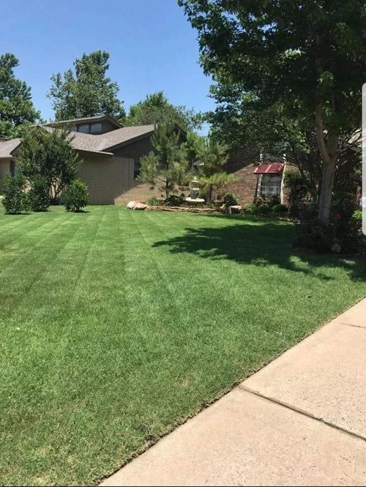 Custom residential landscaping experts serving Yukon, OK - Bare Foot Turf