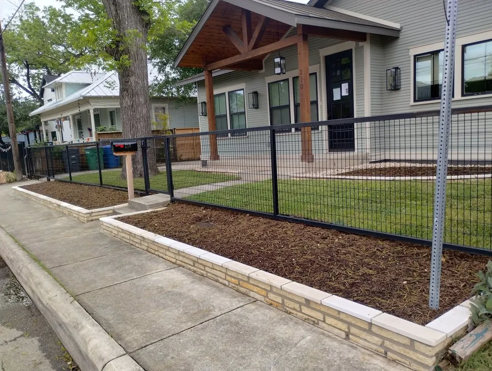 Custom yard cleanup service experts serving San Antonio, TX - Barefoot Genius Landscape