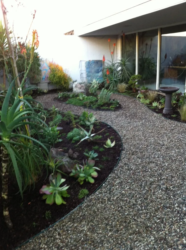 Professional yard maintenance experts serving Los Angeles, CA - Barefoot Landscape