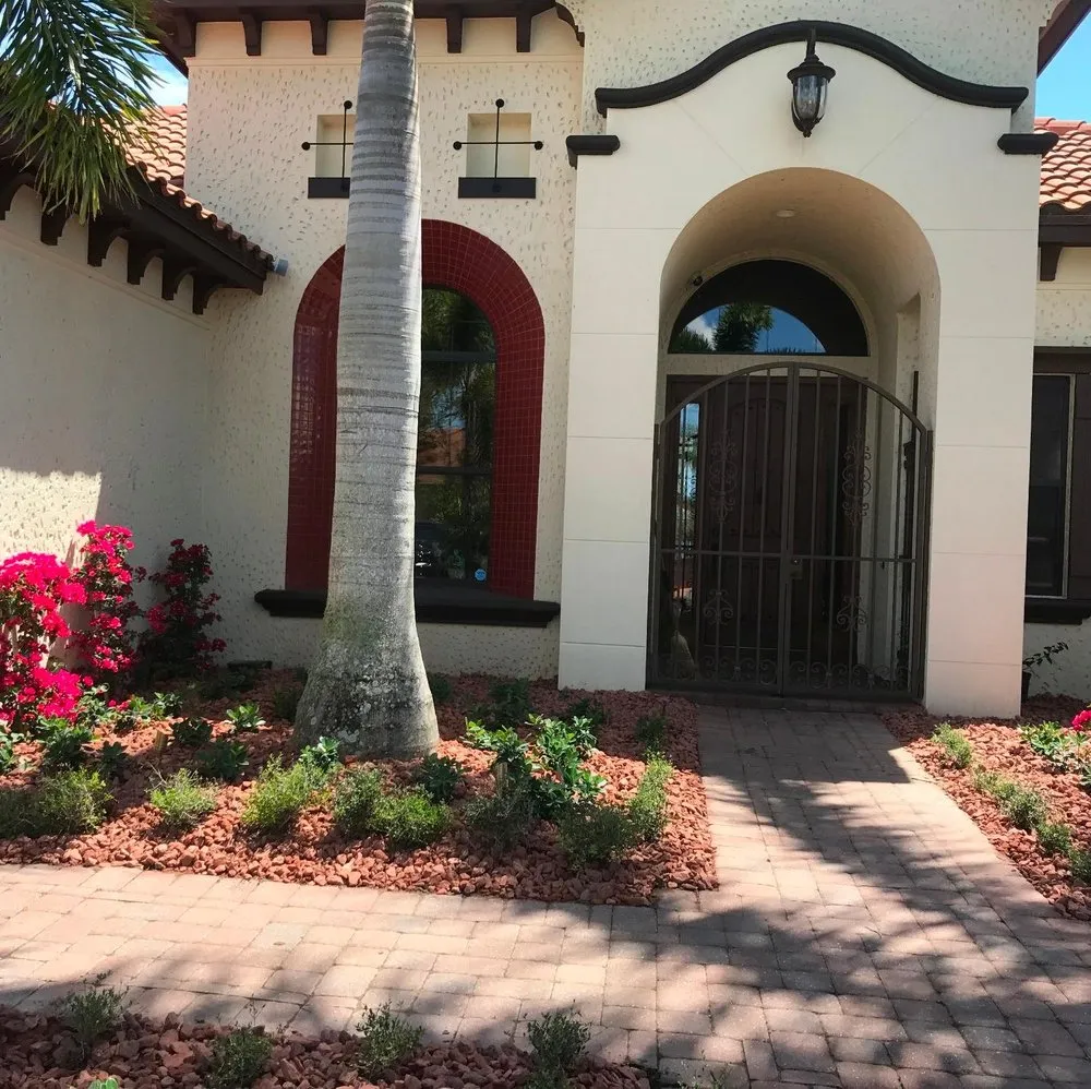 Professional yard cleanup service in Fort Myers, FL by Barefoot Maintenance Specialists