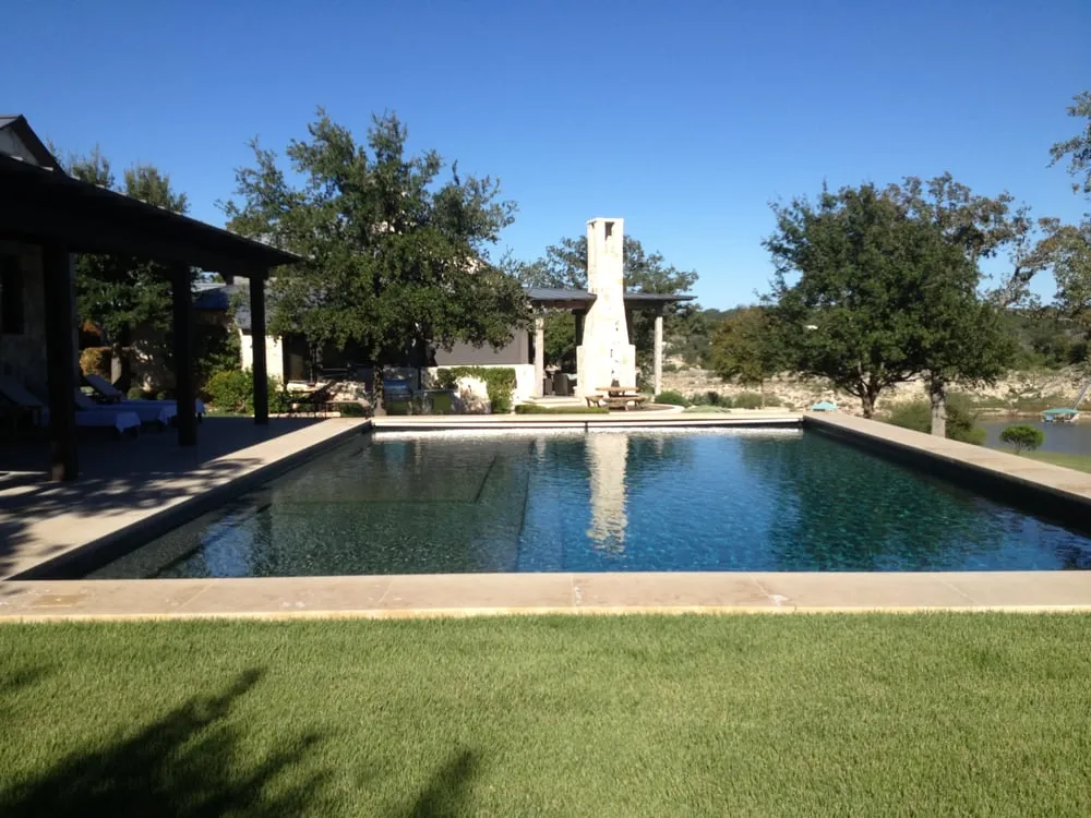 Top-rated garden landscaping in Austin, TX by Barger Brenda Landscape Design
