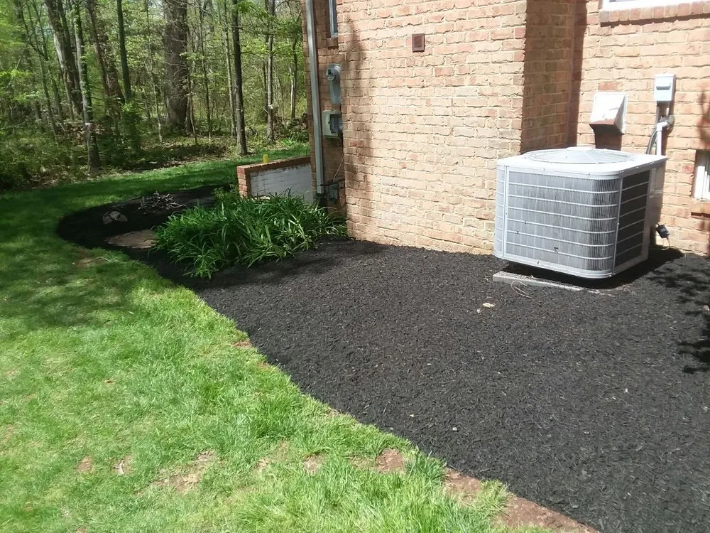 Professional lawn mowing service in Herndon, VA - Barillas Landscaping