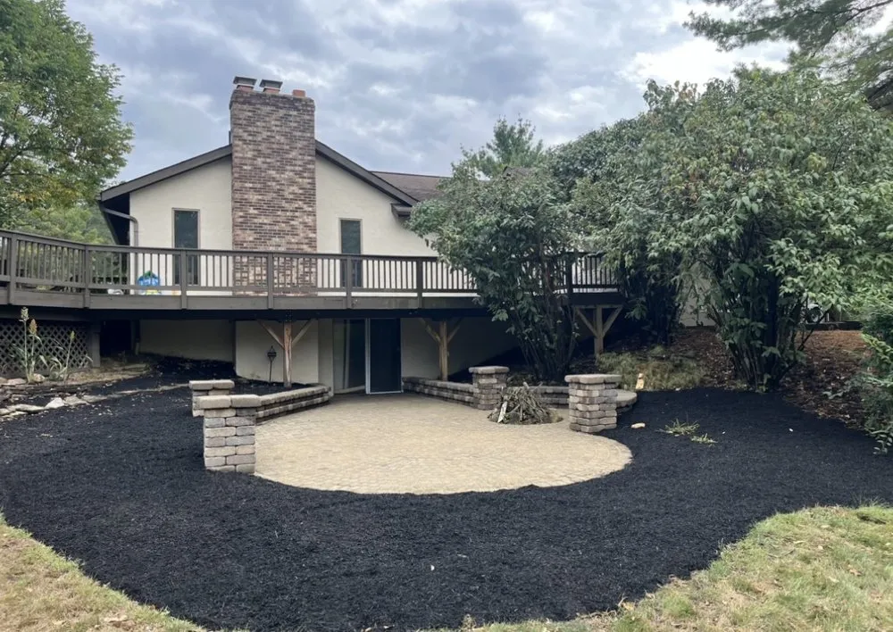 Custom yard maintenance in Lewis Center, OH - Barker Property Maintenance