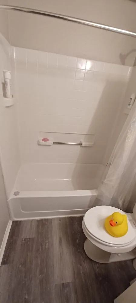 Professional yard cleanup service for homes in Dallas, TX by Barkwells Cleaning & Landscaping