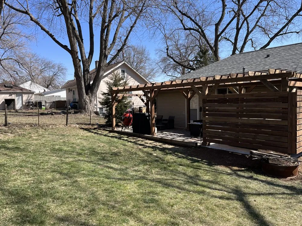 Top-rated lawn care service for homes across Yutan, NE - BarnBros Contracting