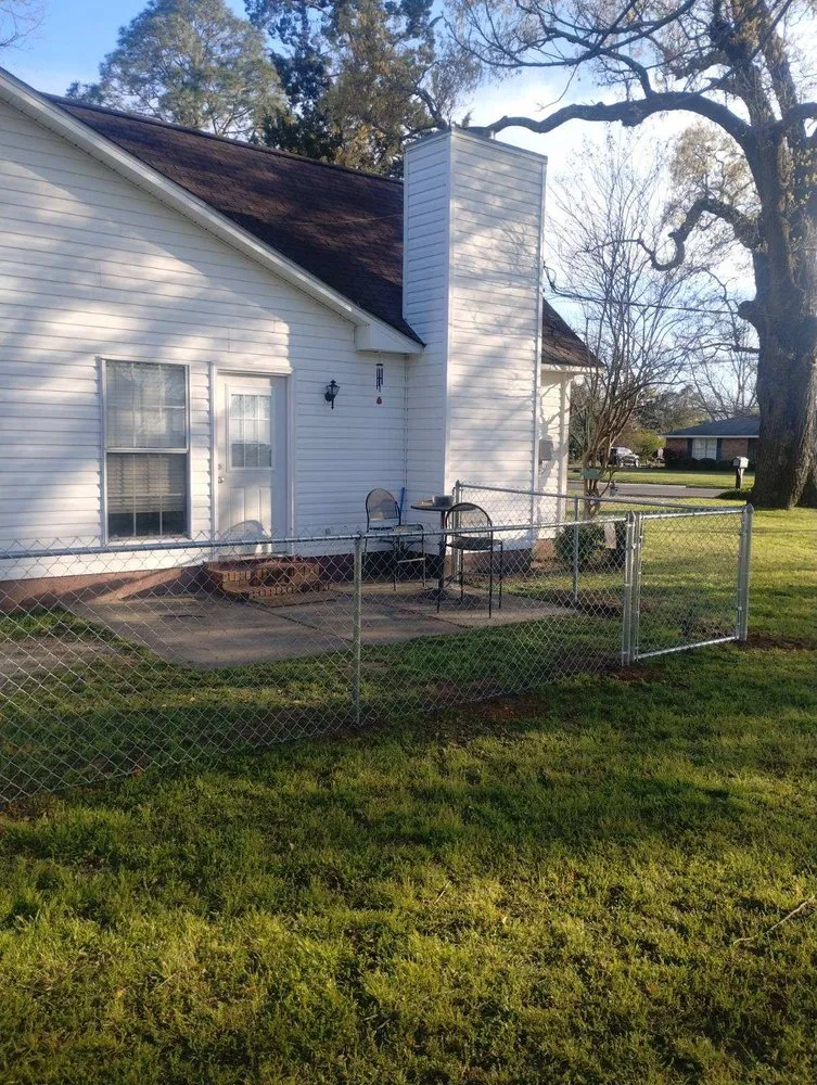 Top-rated garden landscaping in Graceville, FL by Barnes Family Fencing