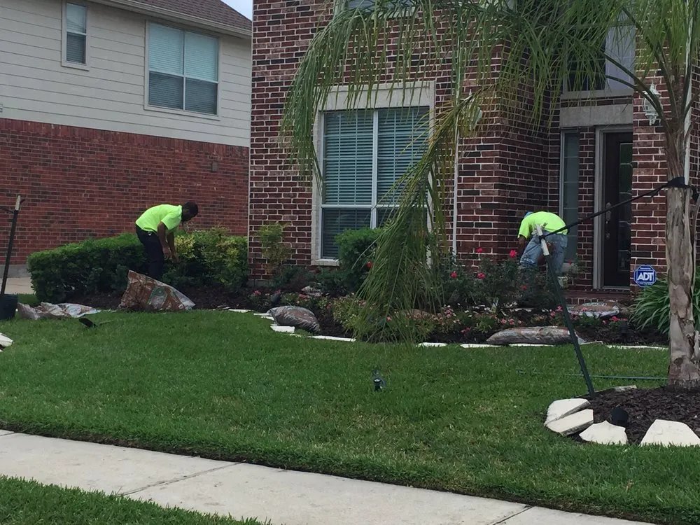 Custom residential landscaping experts serving Missouri City, TX - Barnes Landscape