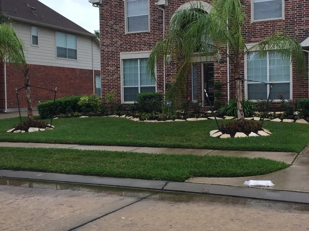Local yard cleanup service in Missouri City, TX - Barnes Landscape