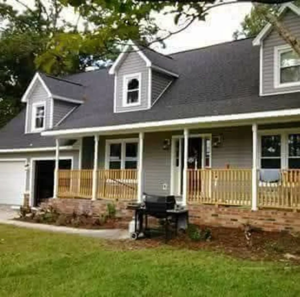 Custom residential landscaping in Summerville, SC by Barnes Yard Care And Houses Repair