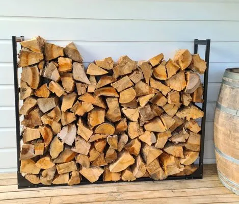 Barnyards Woodstacking And Lawn Care Logo