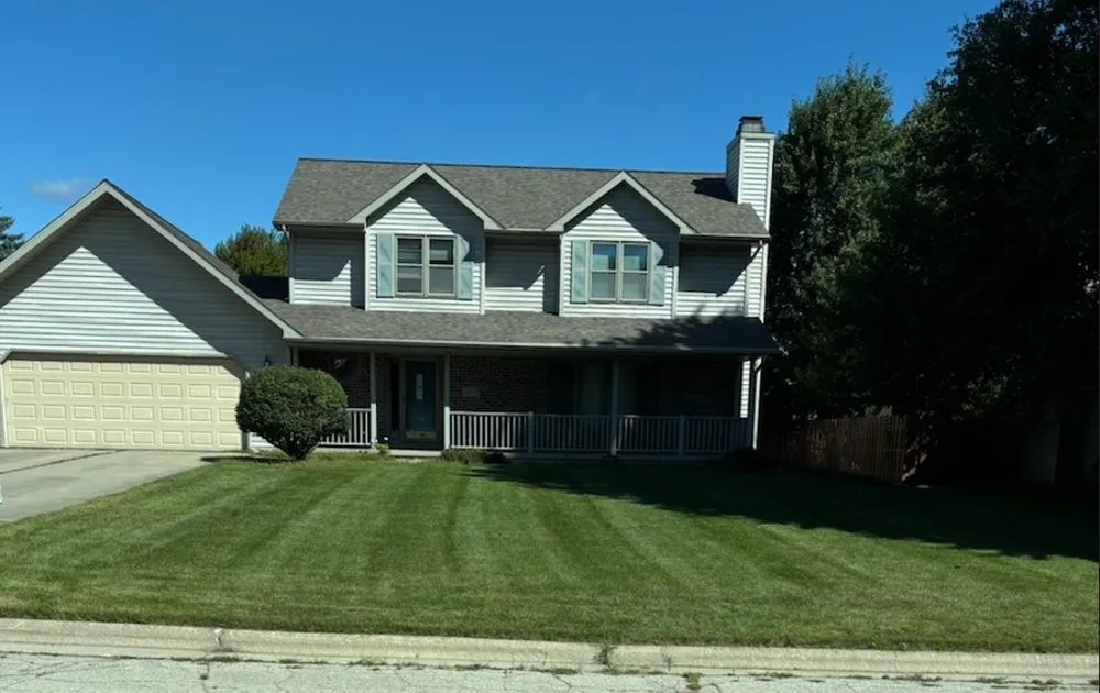 Top-rated yard maintenance in Hobart, WI by Baron's Total Outdoor Services