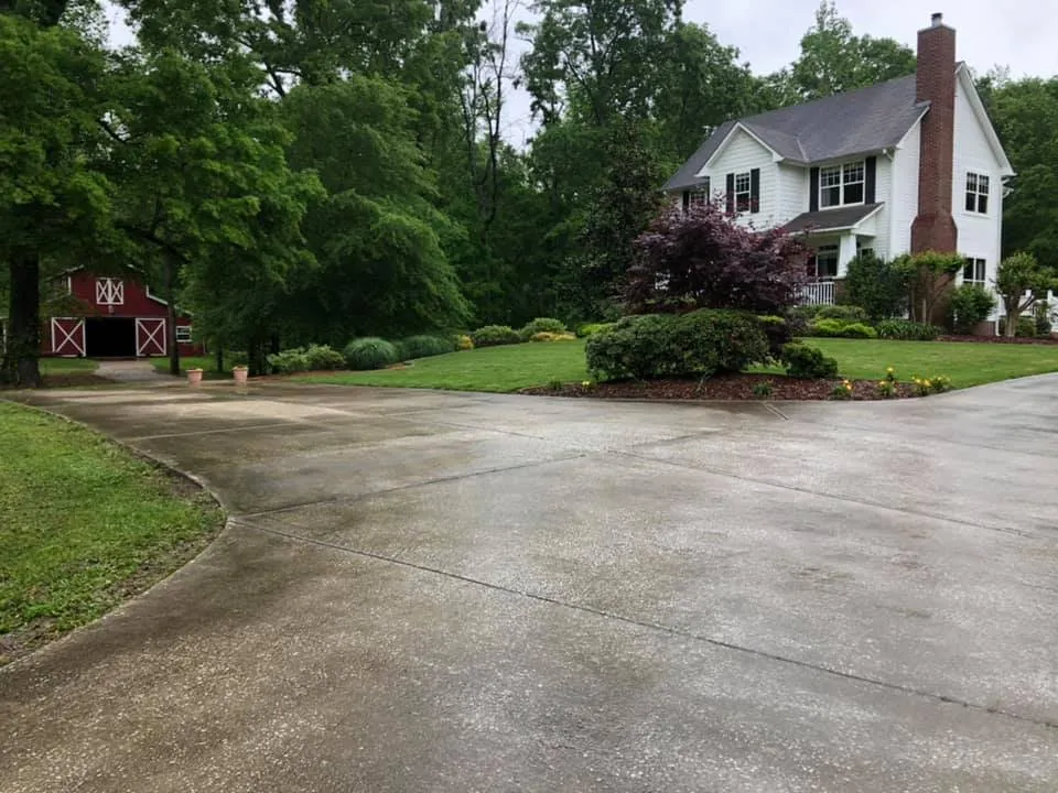 Local outdoor landscaping in Chelsea, AL - BARR Landscaping