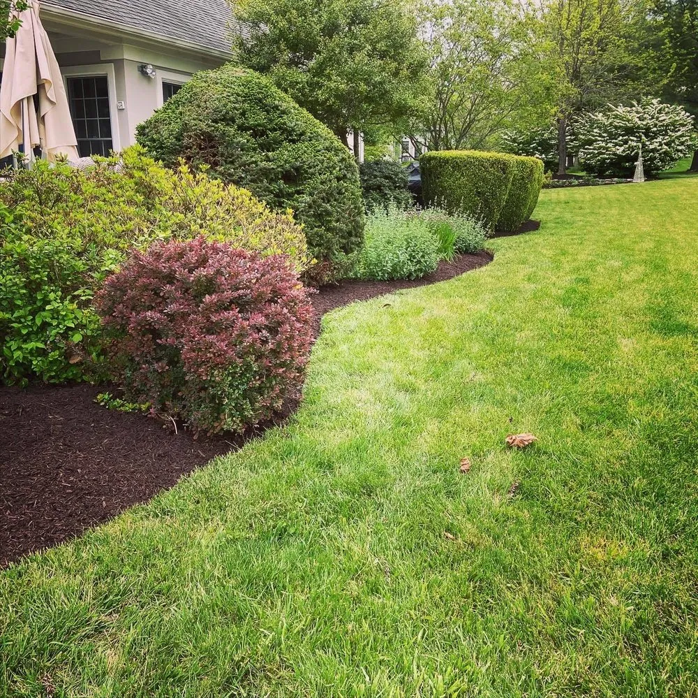 Custom garden landscaping experts serving Martinsburg, WV - Barr Landscaping