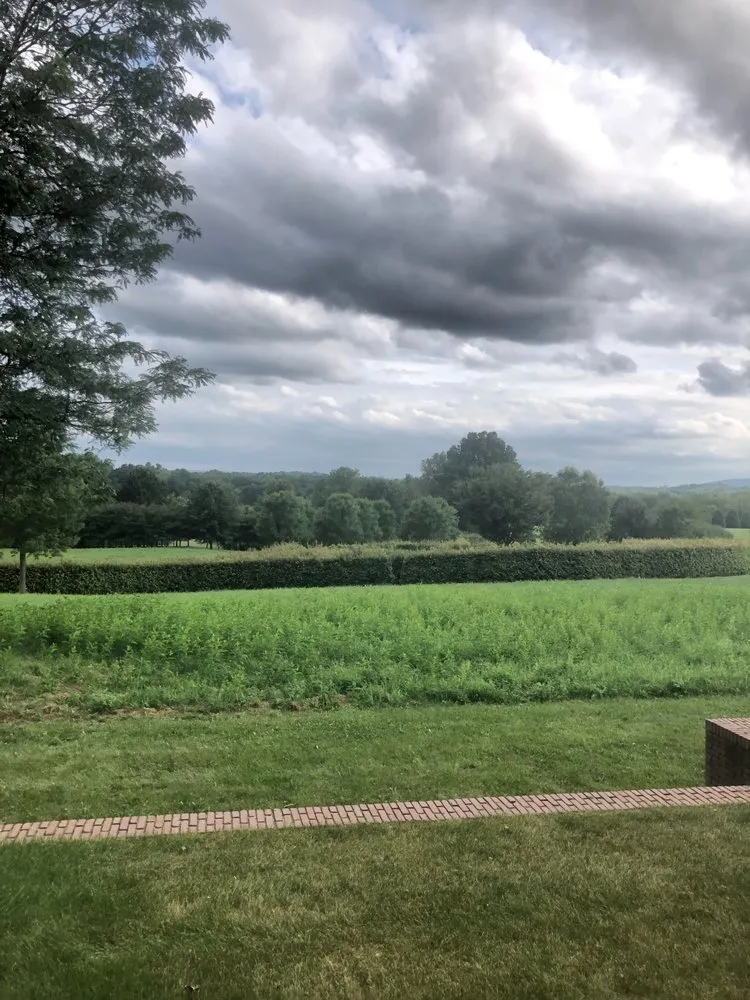 Top-rated lawn mowing service experts serving Far Hills, NJ - Barreira landscaping