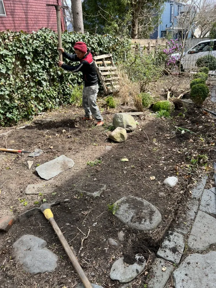 Top-rated lawn care service experts serving Middletown, RI - Barrera Landscaping