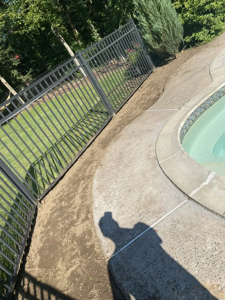 Top-rated yard cleanup service in West Simsbury, CT by Barreto Landscaping