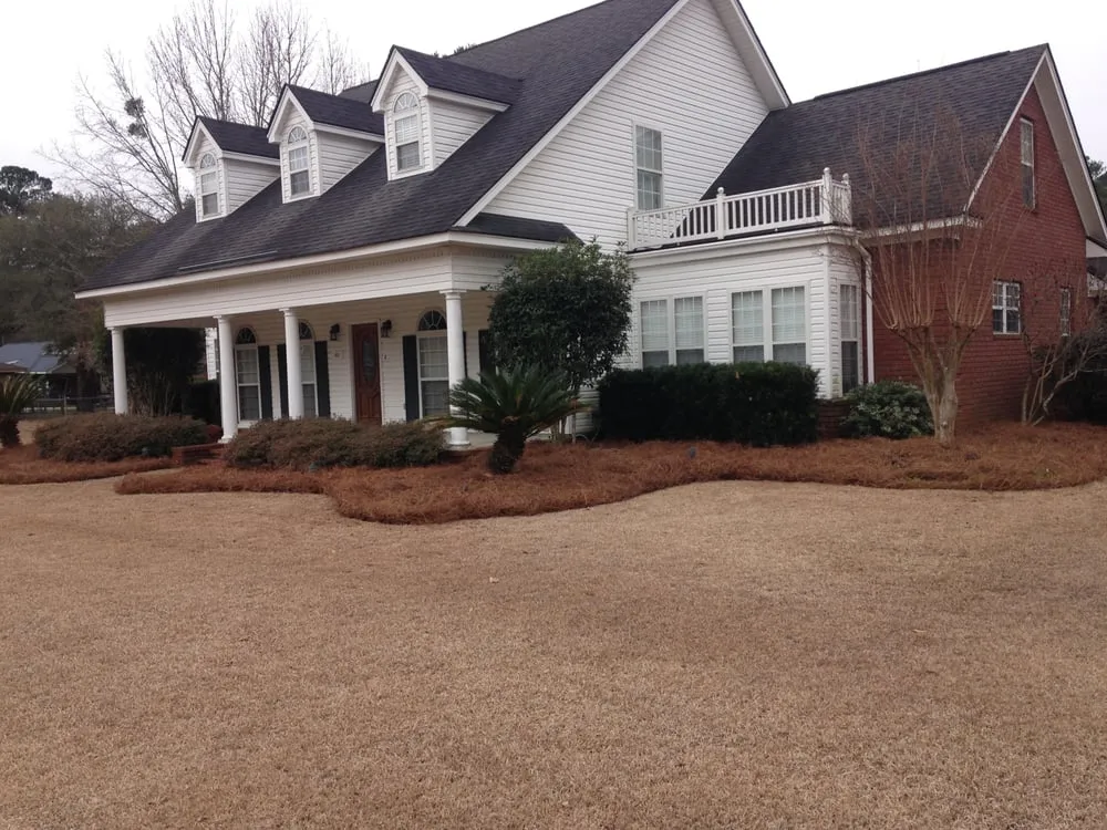 Affordable yard cleanup service in Savannah, GA by Barrett Landscaping