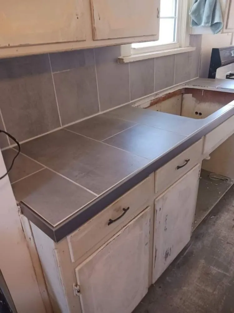 Top-rated yard cleanup service for homes in Norman, OK by Barrett's Remodeling