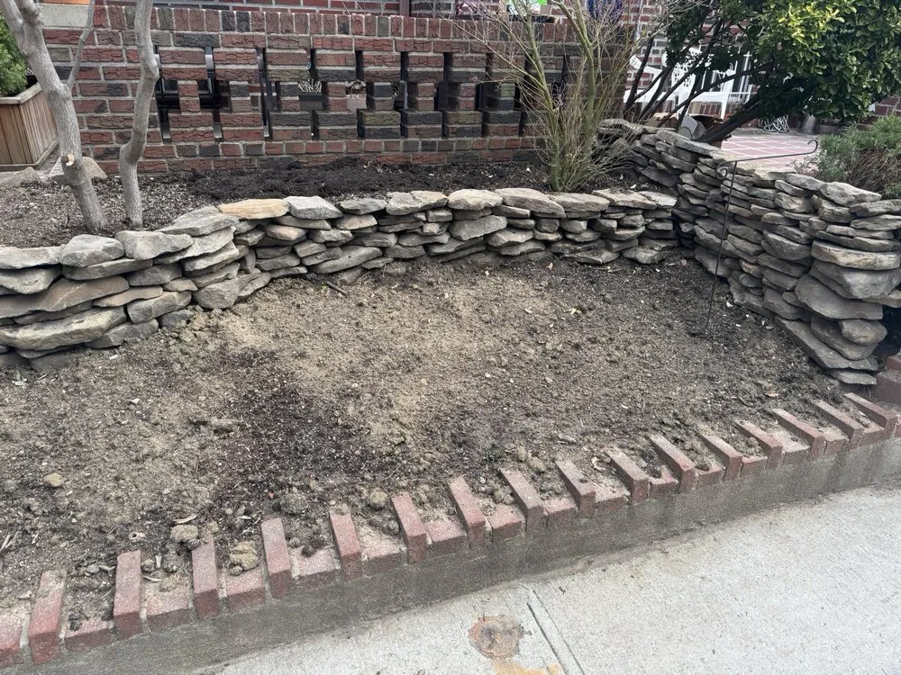 Affordable yard cleanup service in Brooklyn, NY by Barricella Bro's Landscaping & Tree Removal