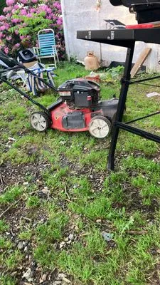 Barrick’s Mowing Logo