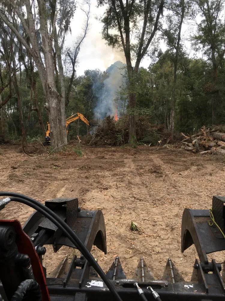 Trusted garden landscaping for homes in Charleston, SC by Barrier Islands Tree Service