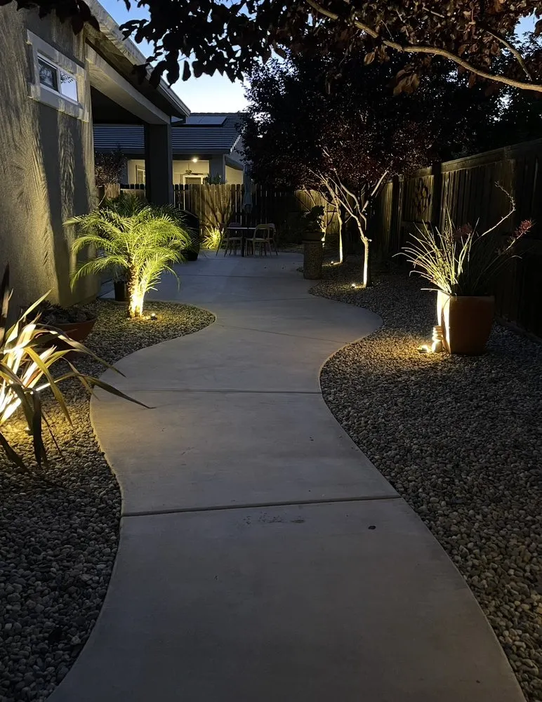 Top-rated yard cleanup service experts serving Sacramento, CA - Barriga Landscaping