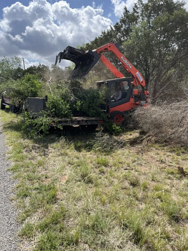 Top-rated lawn care service in Burnet, TX - Barrios Bro’s Lawn Care