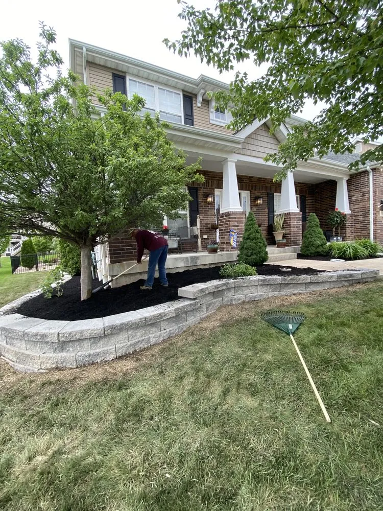 Custom landscape design experts serving Overland, MO - Barrios Service Landscaping