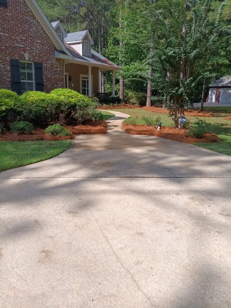 Professional landscape installation in Columbia, MS - Barris Quality Landscaping