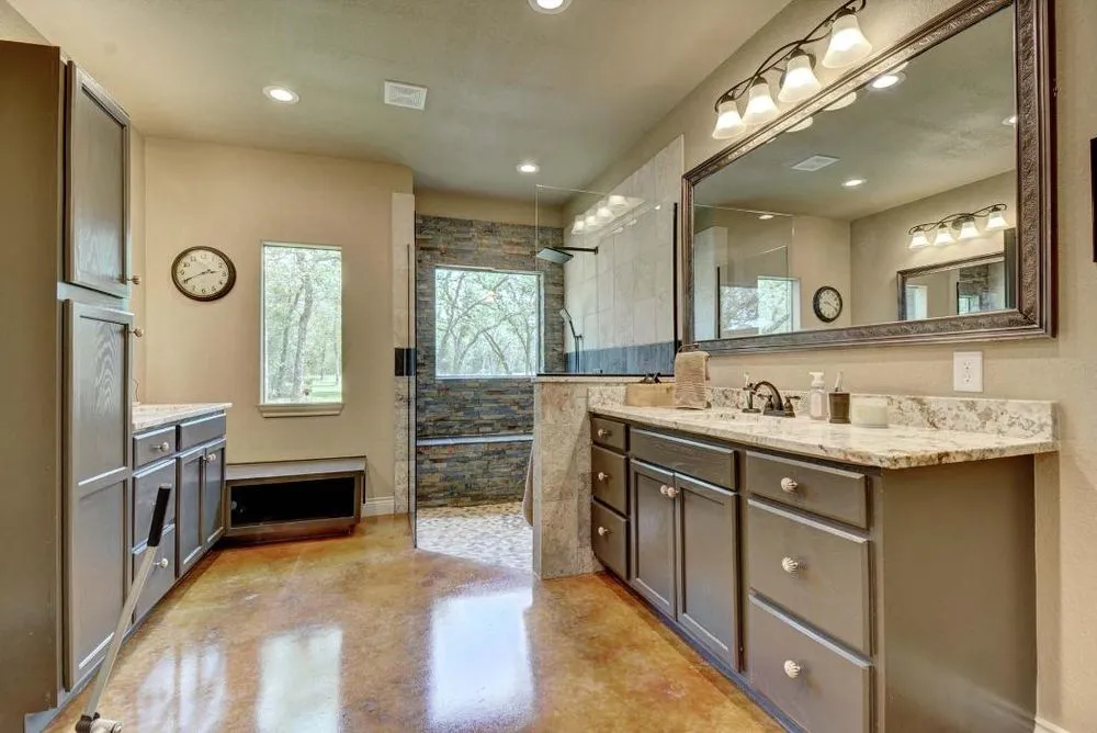 Expert landscape installation in Rosanky, TX by Barron Homes