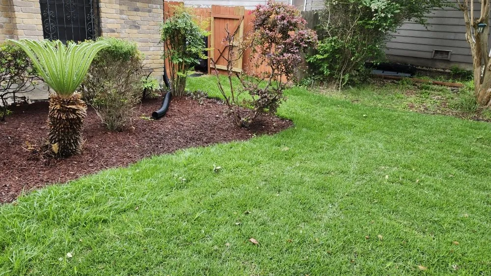 Trusted residential landscaping in San Antonio, TX by Barron Landscaping Service