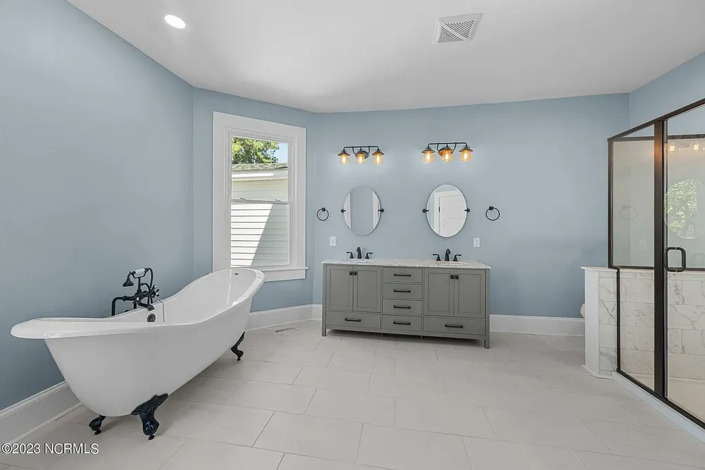 Professional garden landscaping in Washington, NC - Barrow Construction