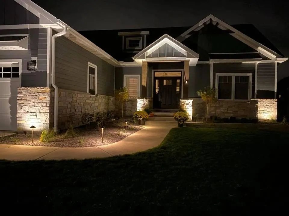 Custom outdoor landscaping in Washington, IL by Barrow Landscapes