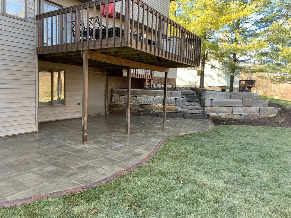 Expert lawn care service in Washington, IL by Barrow Landscapes