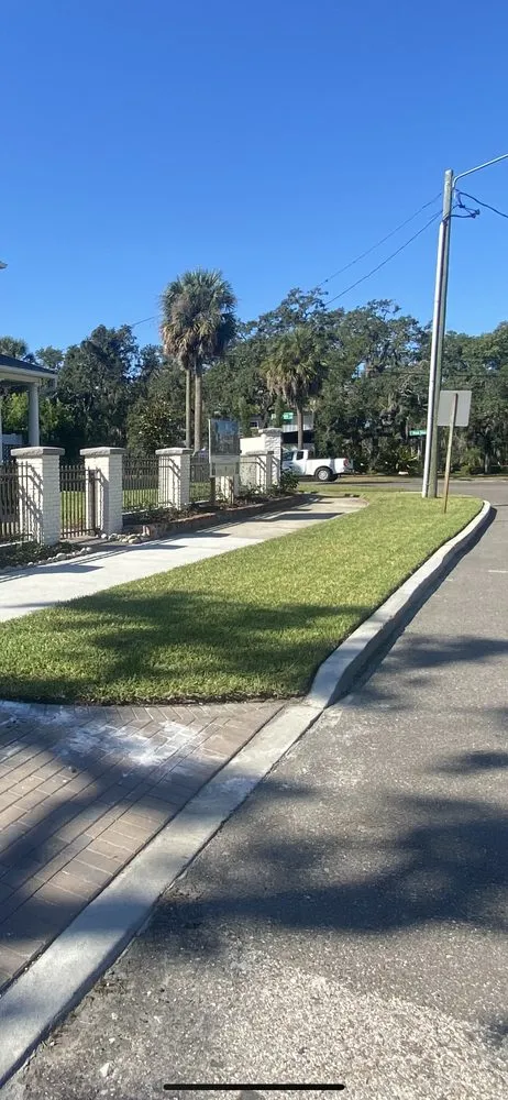 Professional landscape design experts serving Tampa, FL - Barton Landscape