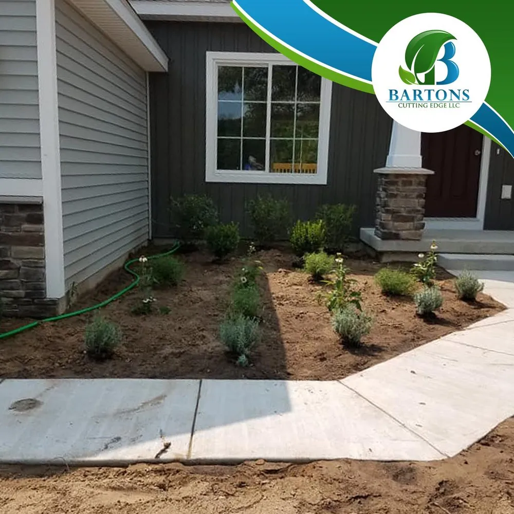 Professional landscape design experts serving White Cloud, MI - Bartons Cutting Edge