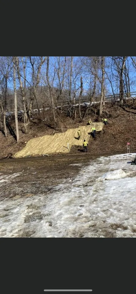 Custom garden landscaping experts serving Kittanning, PA - Barton's Tree and Property Care