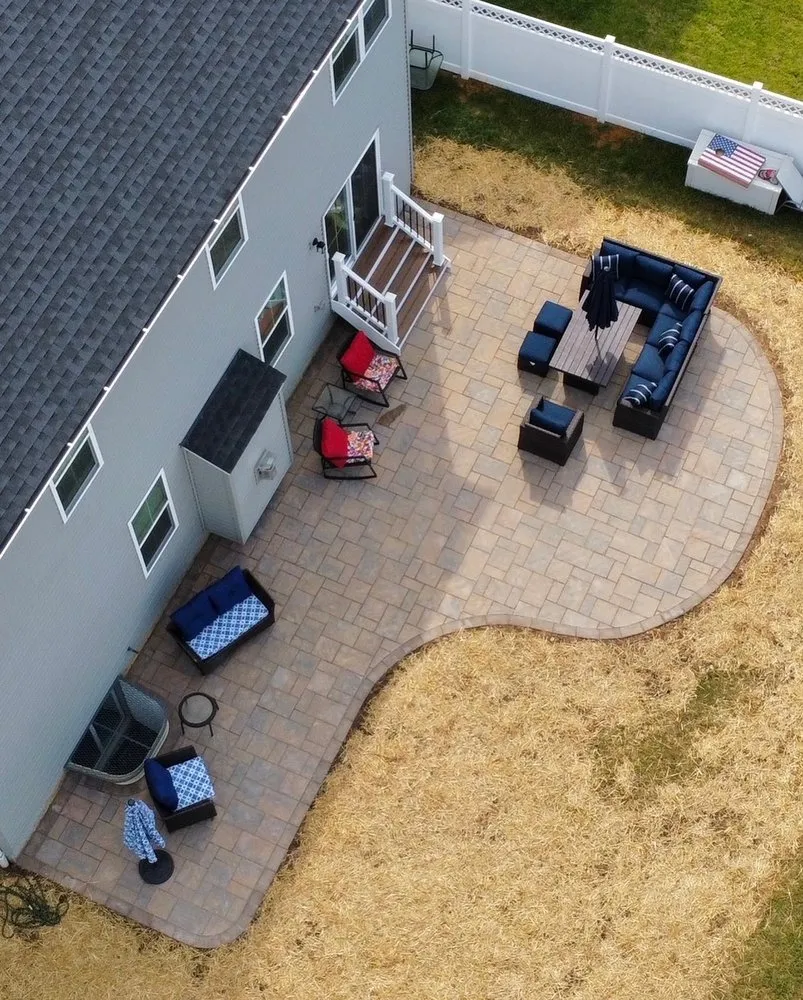 Local lawn mowing service experts serving Jefferson, MD - Bartz Landscaping