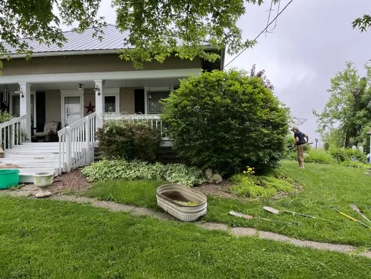 BarW mowing and landscape Logo