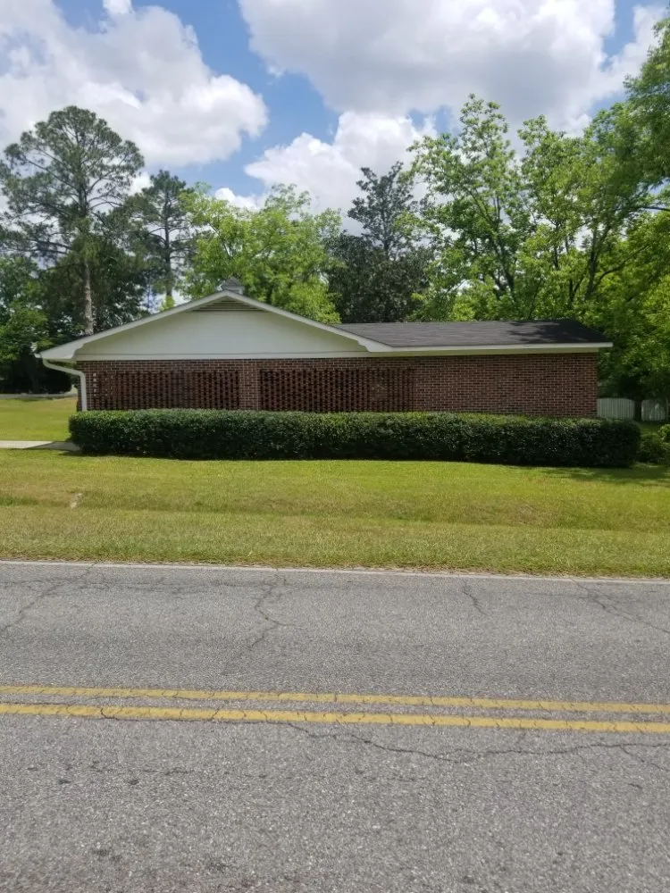 Custom outdoor landscaping near you in Vidalia, GA by Barwicks Lawn Services