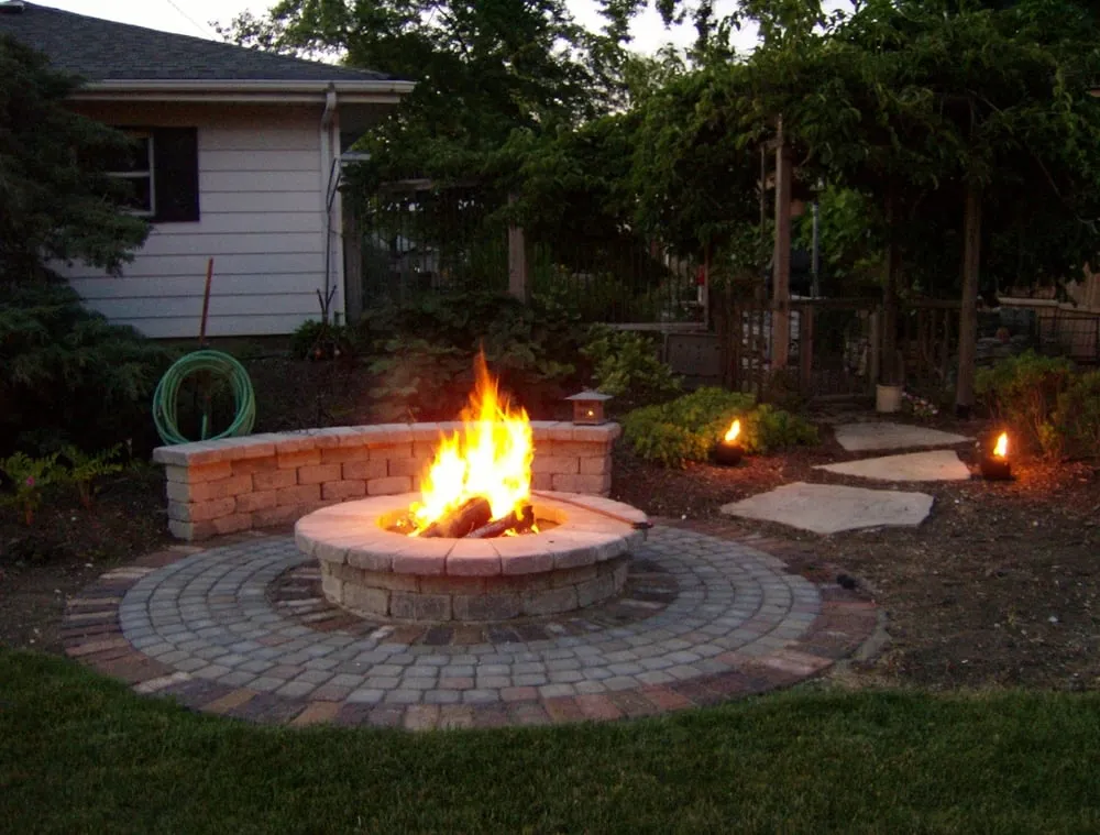 Custom garden landscaping experts serving Lombard, IL - Basic Landscapes
