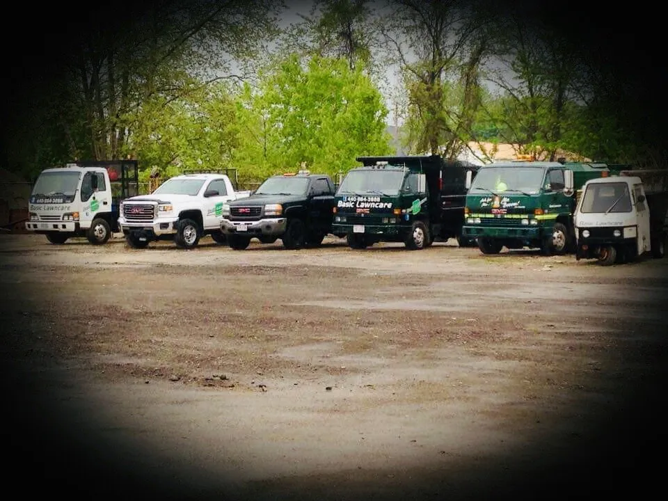 Top-rated garden landscaping experts serving Ashtabula, OH - Basic Lawncare