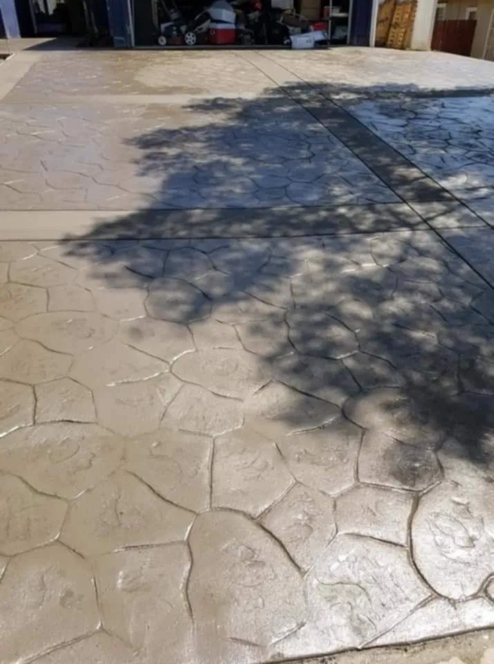 Affordable lawn mowing service experts serving Riverside, CA - Basilio Andres landscaping