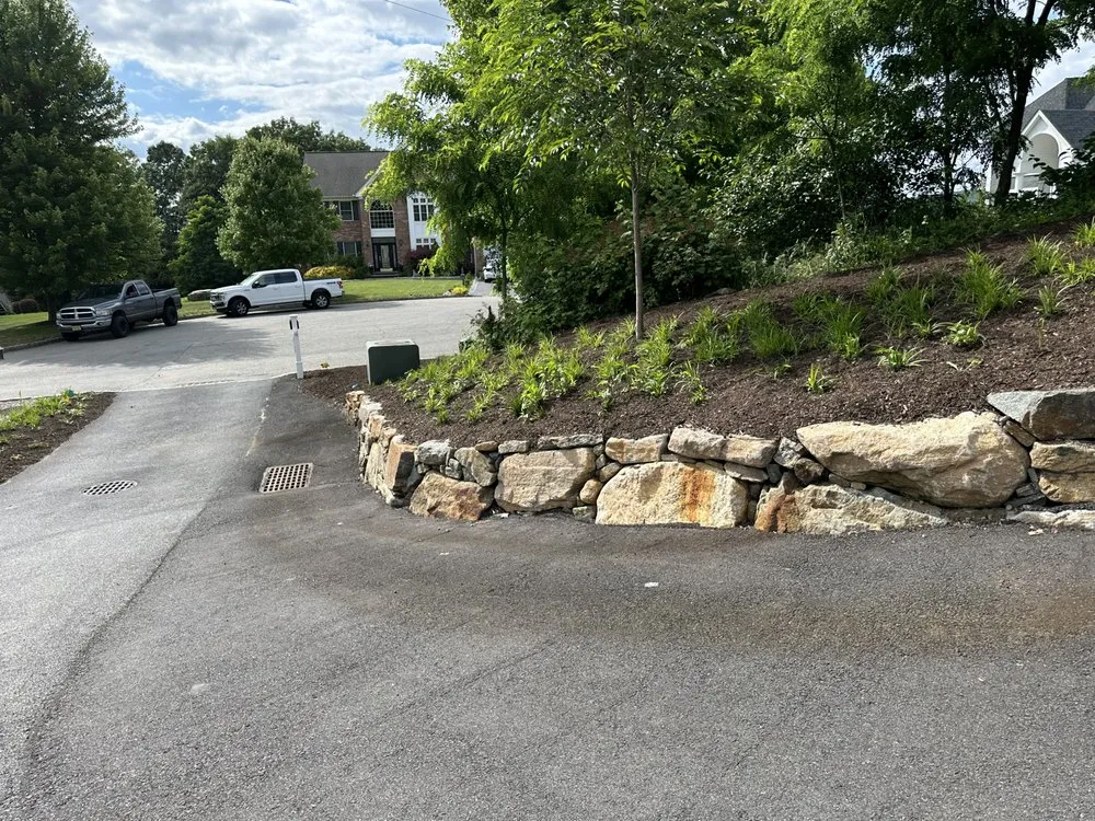 Custom garden landscaping experts serving Oak Ridge, NJ - Basket Scapes