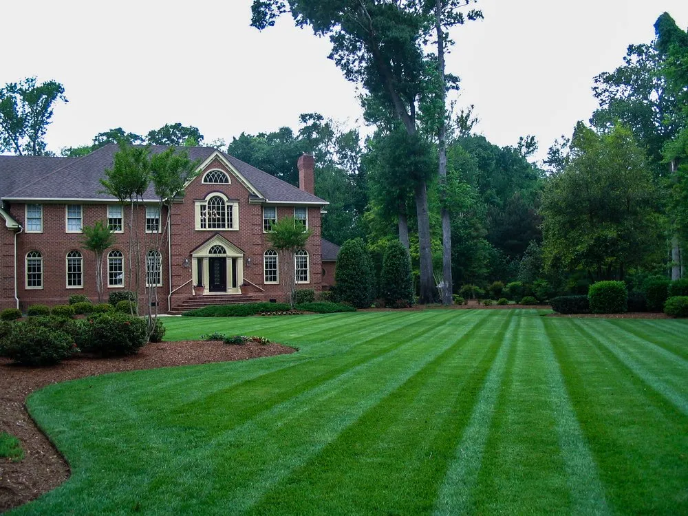 Expert outdoor landscaping in Chesapeake, VA by Basnight Land & Lawn