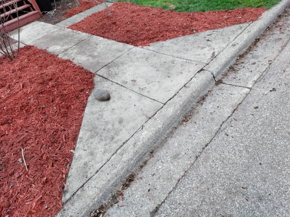 Expert garden landscaping in Bay City, MI - Bastian's lawncare and landscaping