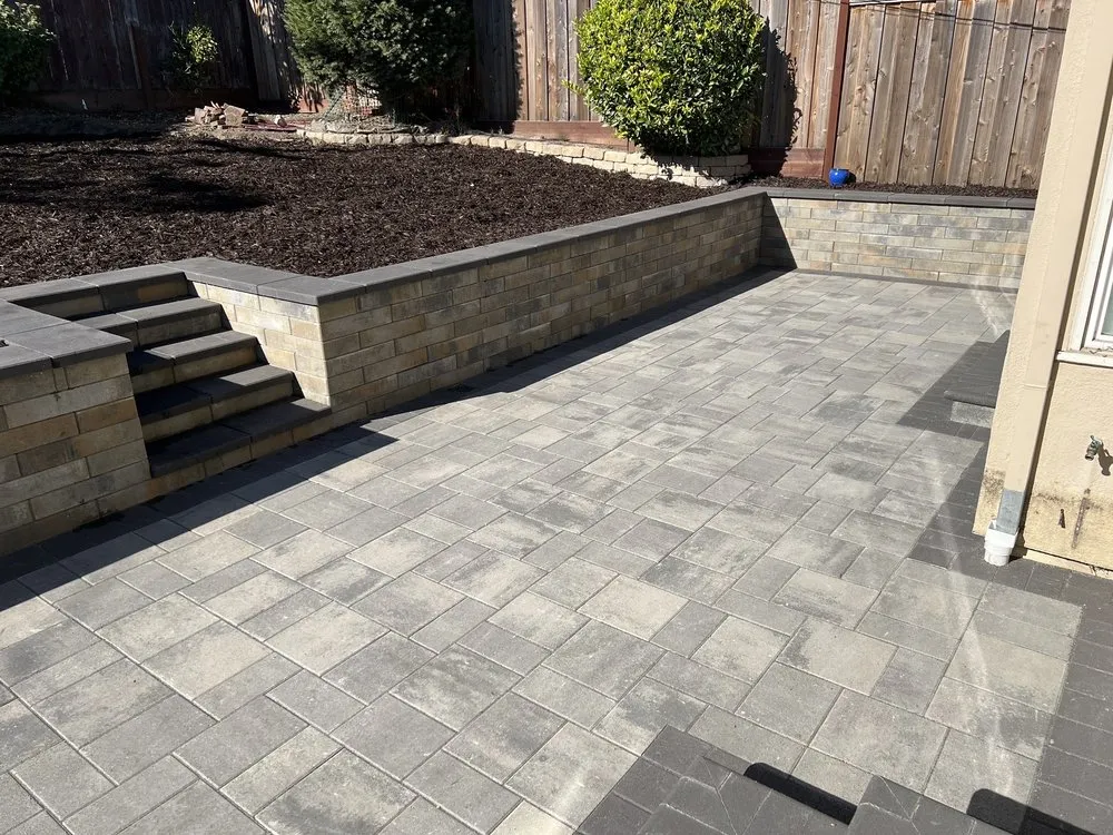 Top-rated yard cleanup service experts serving San Carlos, CA - Bastion Construction Services