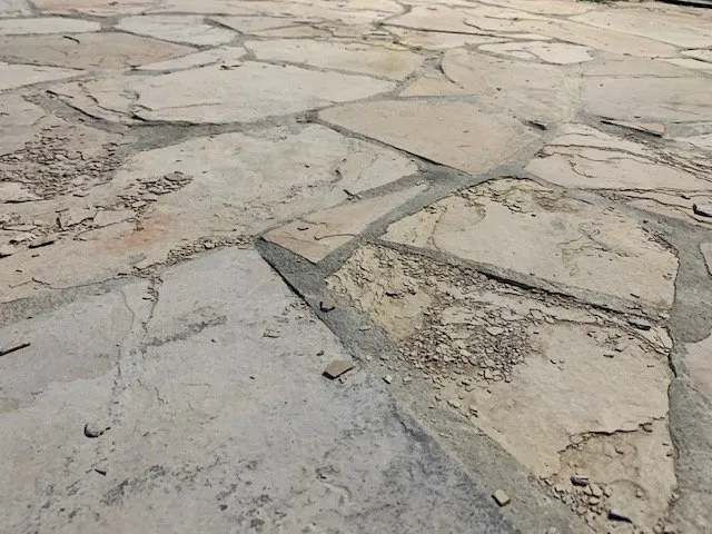 Local outdoor landscaping experts serving Bastrop, TX - Bastrop Stone and materials supply