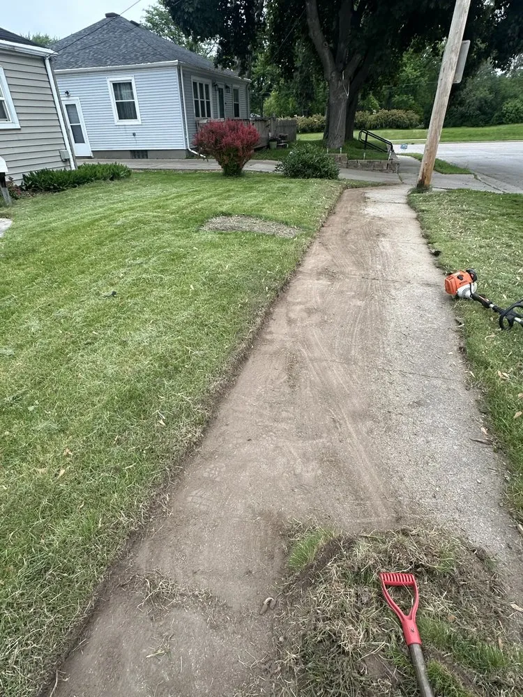 Top-rated outdoor landscaping in Green Bay, WI by Batal Lawn Care