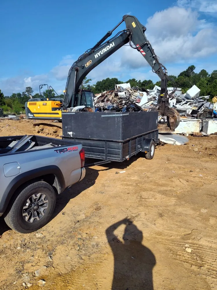 Expert lawn mowing service experts serving Nacogdoches, TX - Batista Solution